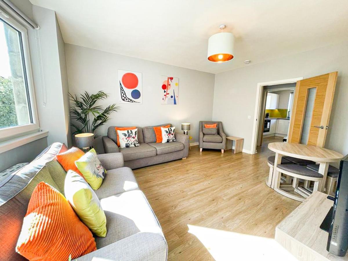 Charming Old Town 2 Bed Apt, 2Mins From Royal Mile เอดินบะระ ภายนอก รูปภาพ