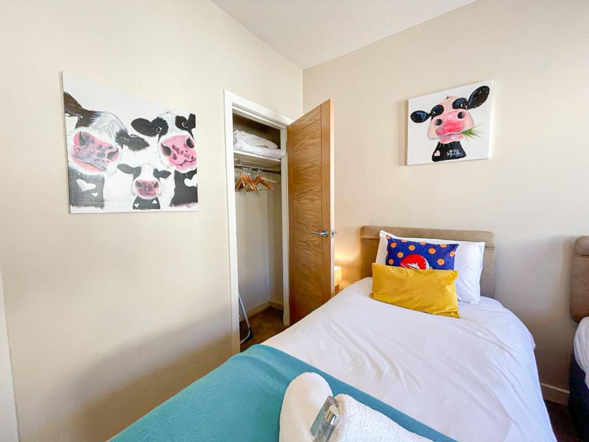 Charming Old Town 2 Bed Apt, 2Mins From Royal Mile เอดินบะระ ภายนอก รูปภาพ